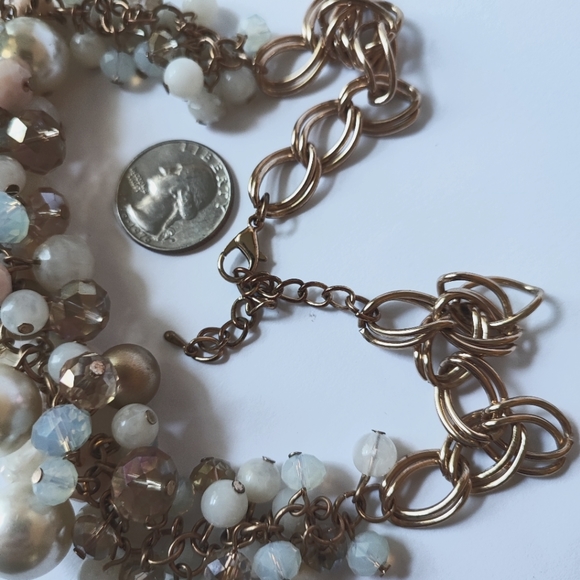 Faux Pearls Matte Brass Gold Chain Milky Glass Faceted Bead Bib Necklace EUC - Picture 10 of 13